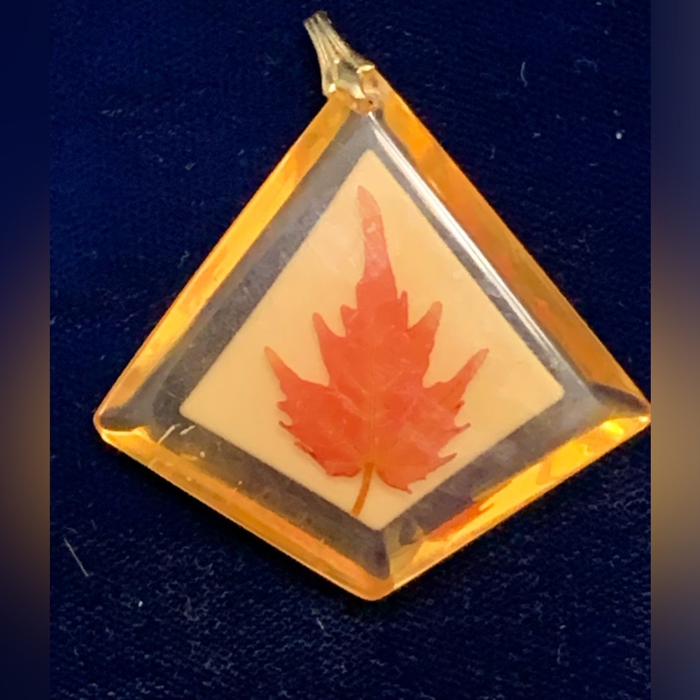 Vintage Lucite Pendant With Embedded Maple Leaf